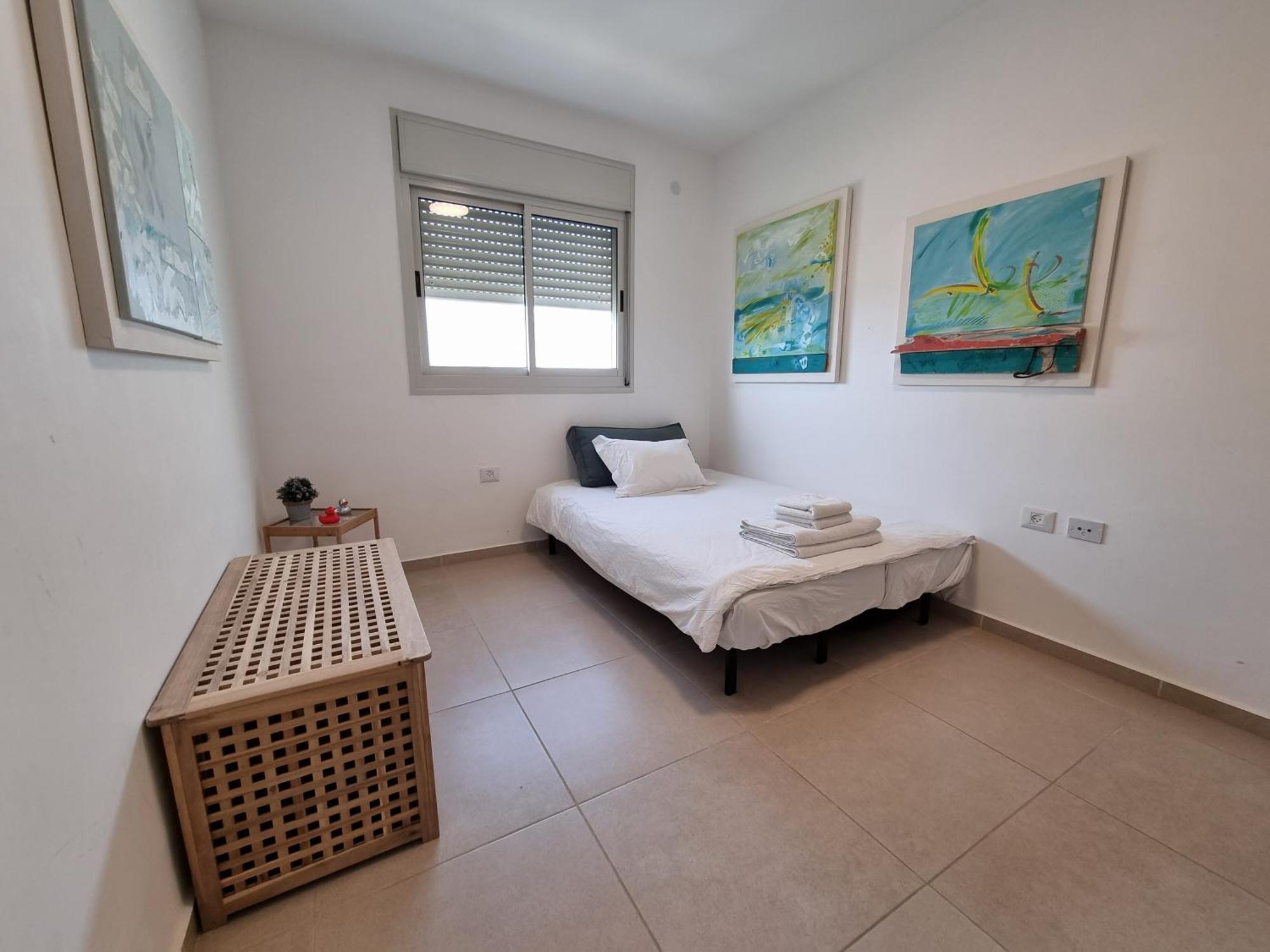 Beachfront Gallery アッコ 部屋 写真